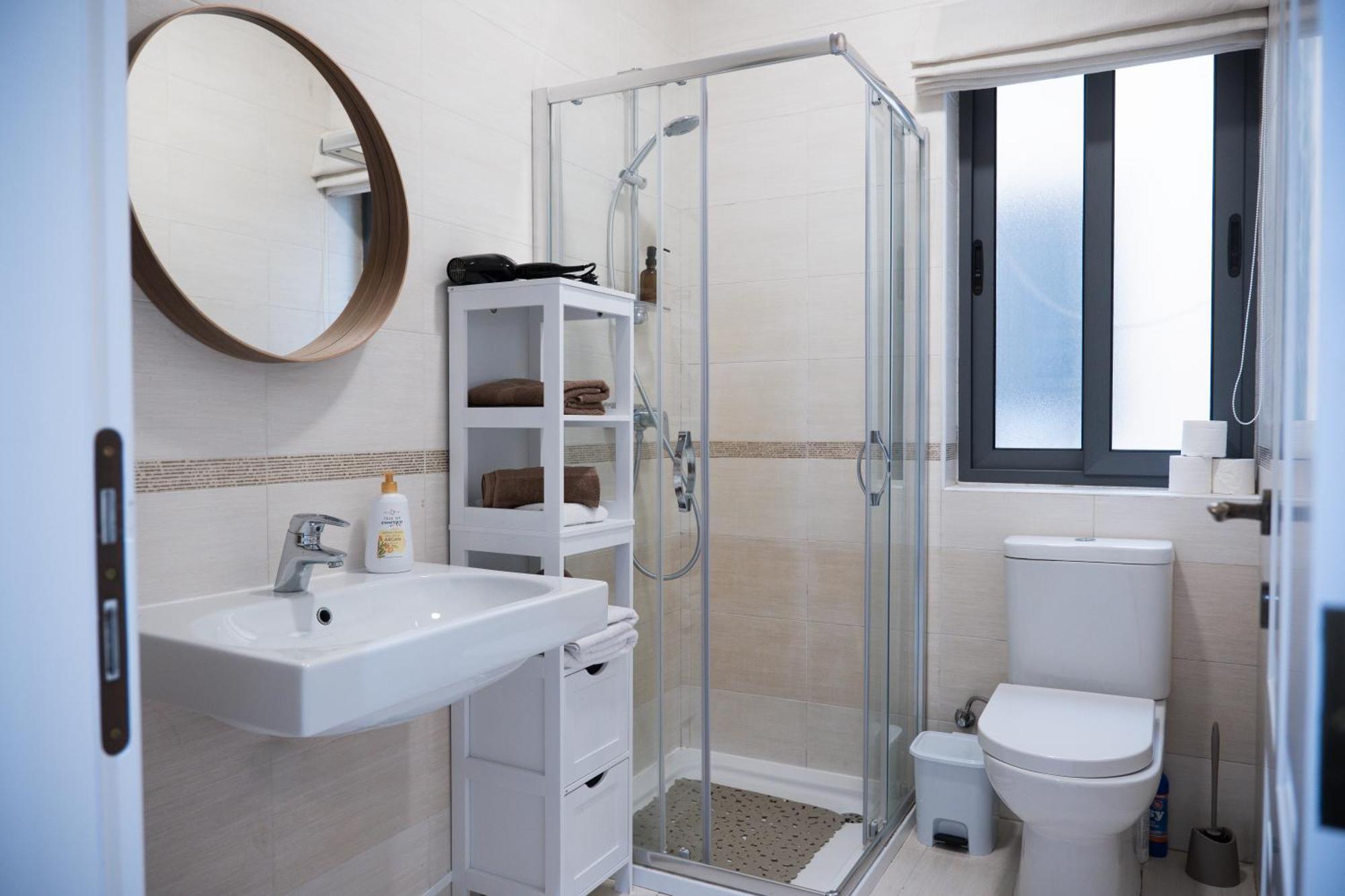 Golden Harbour - 2 Bedrooms, 2 Bathrooms Gzira ภายนอก รูปภาพ