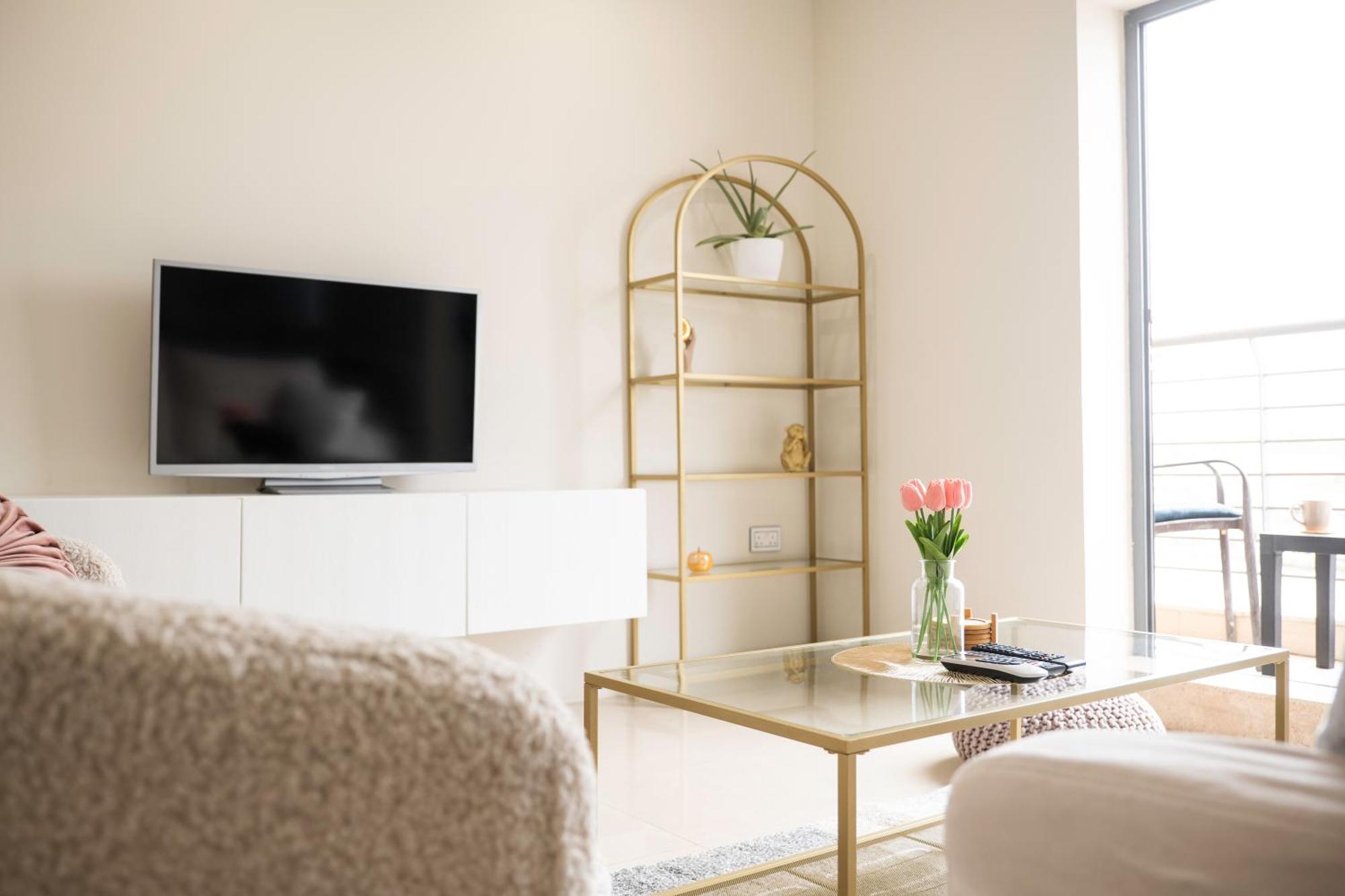 Golden Harbour - 2 Bedrooms, 2 Bathrooms Gzira ภายนอก รูปภาพ
