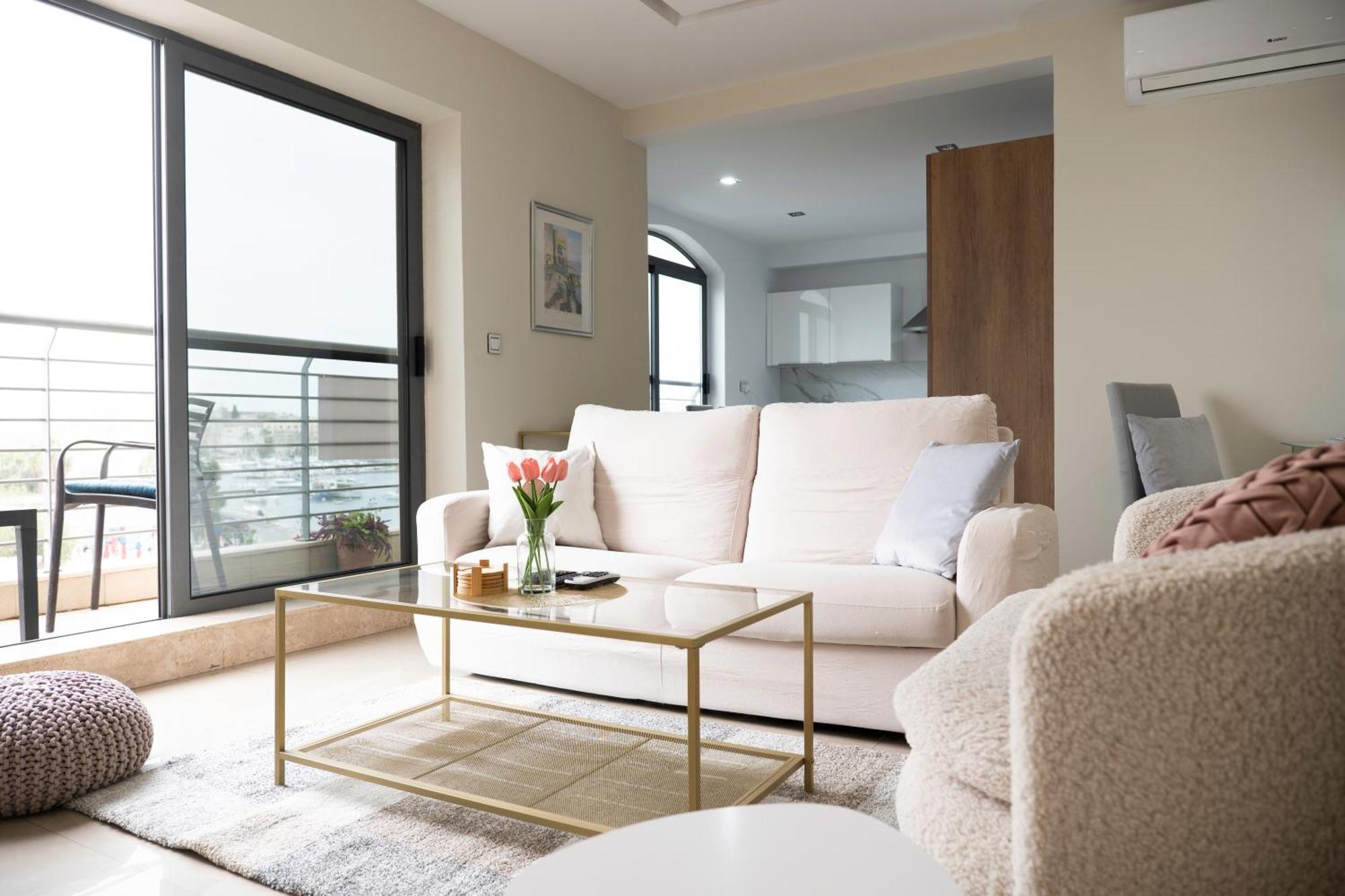 Golden Harbour - 2 Bedrooms, 2 Bathrooms Gzira ภายนอก รูปภาพ